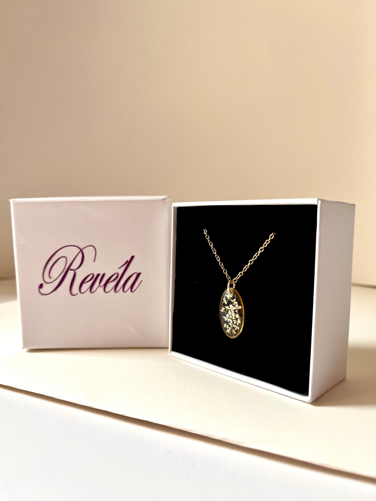 Snow Blossom Necklace