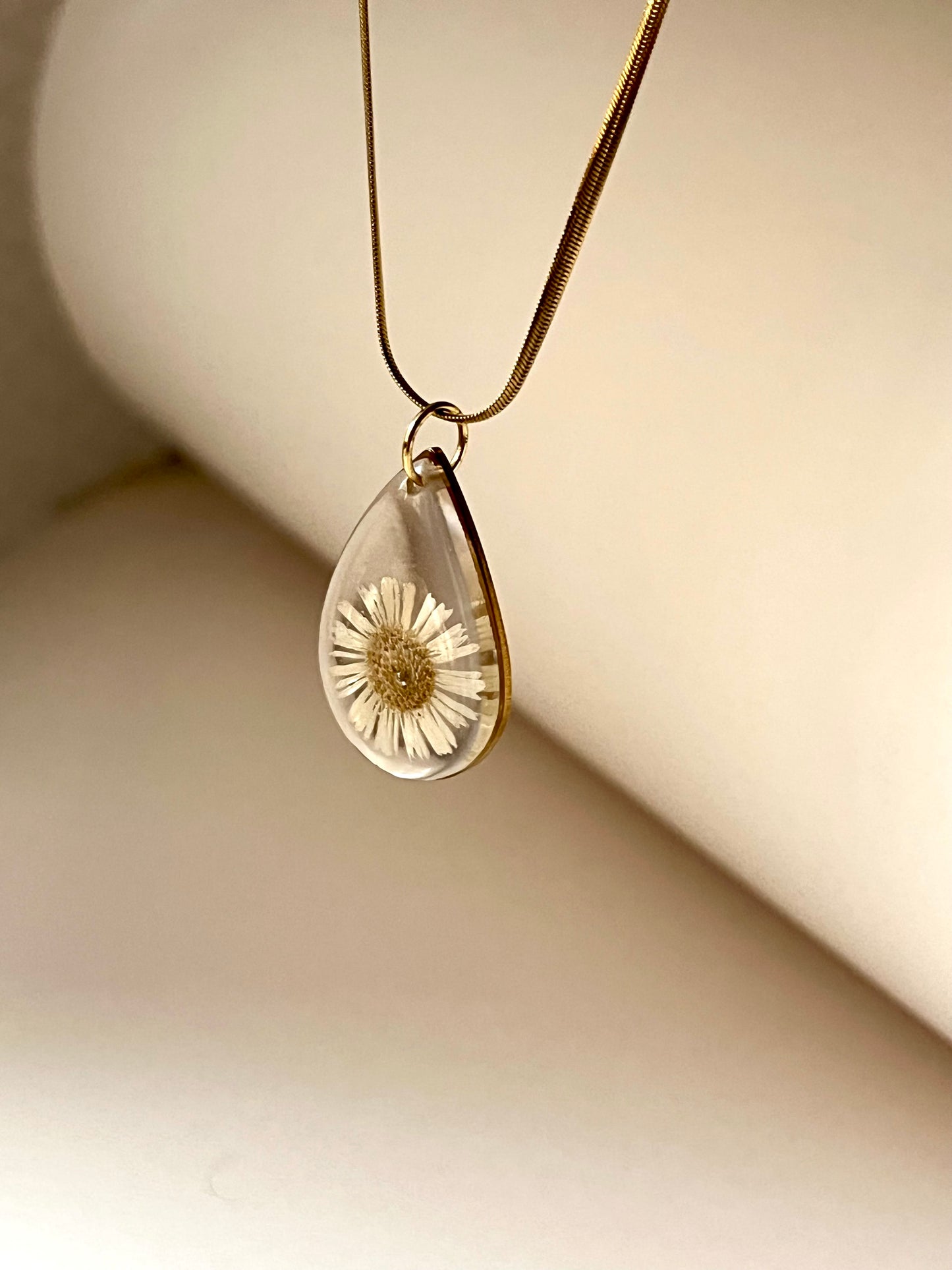 Aster Frost Necklace