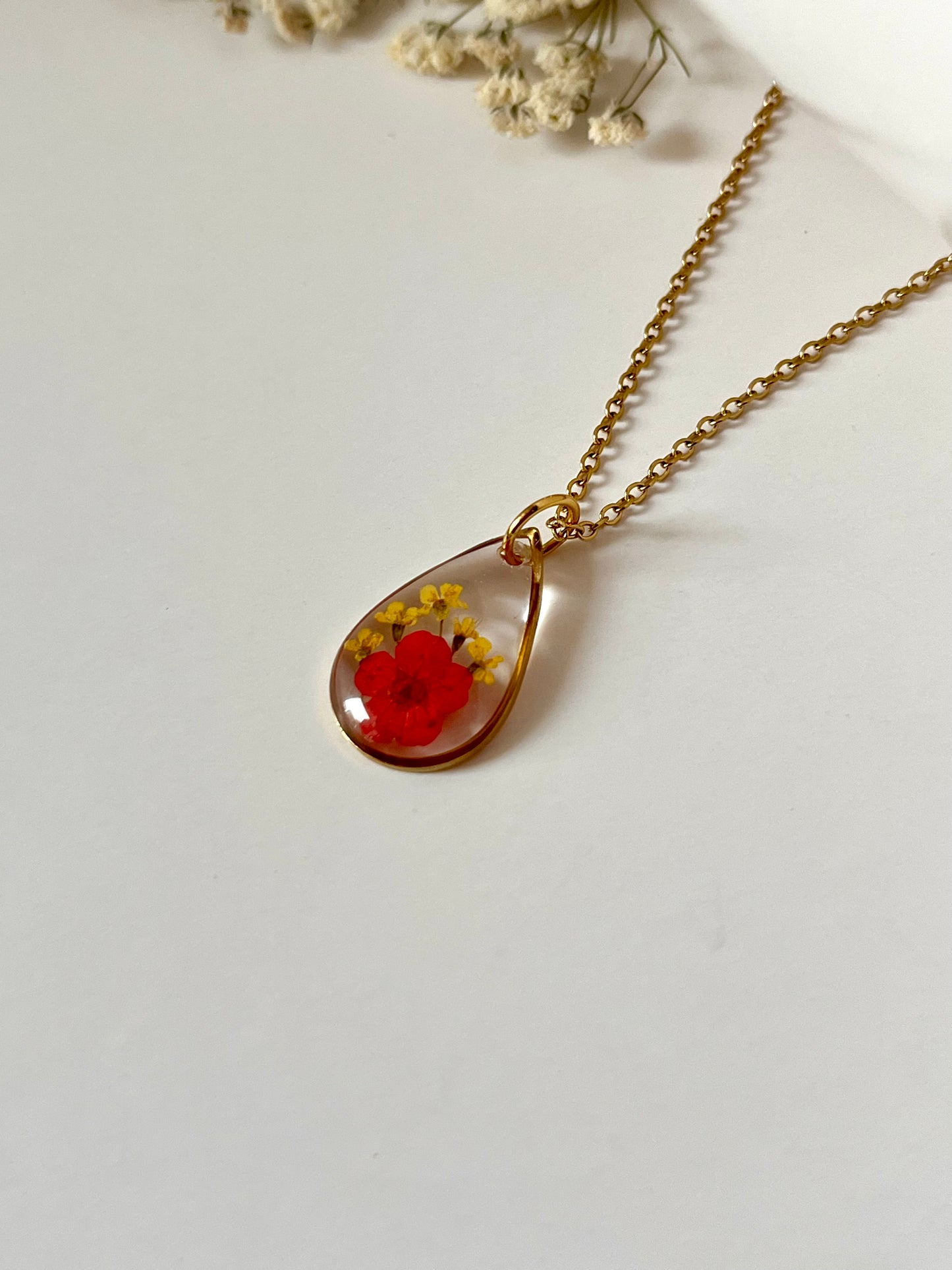 Scarlet Queen Necklace