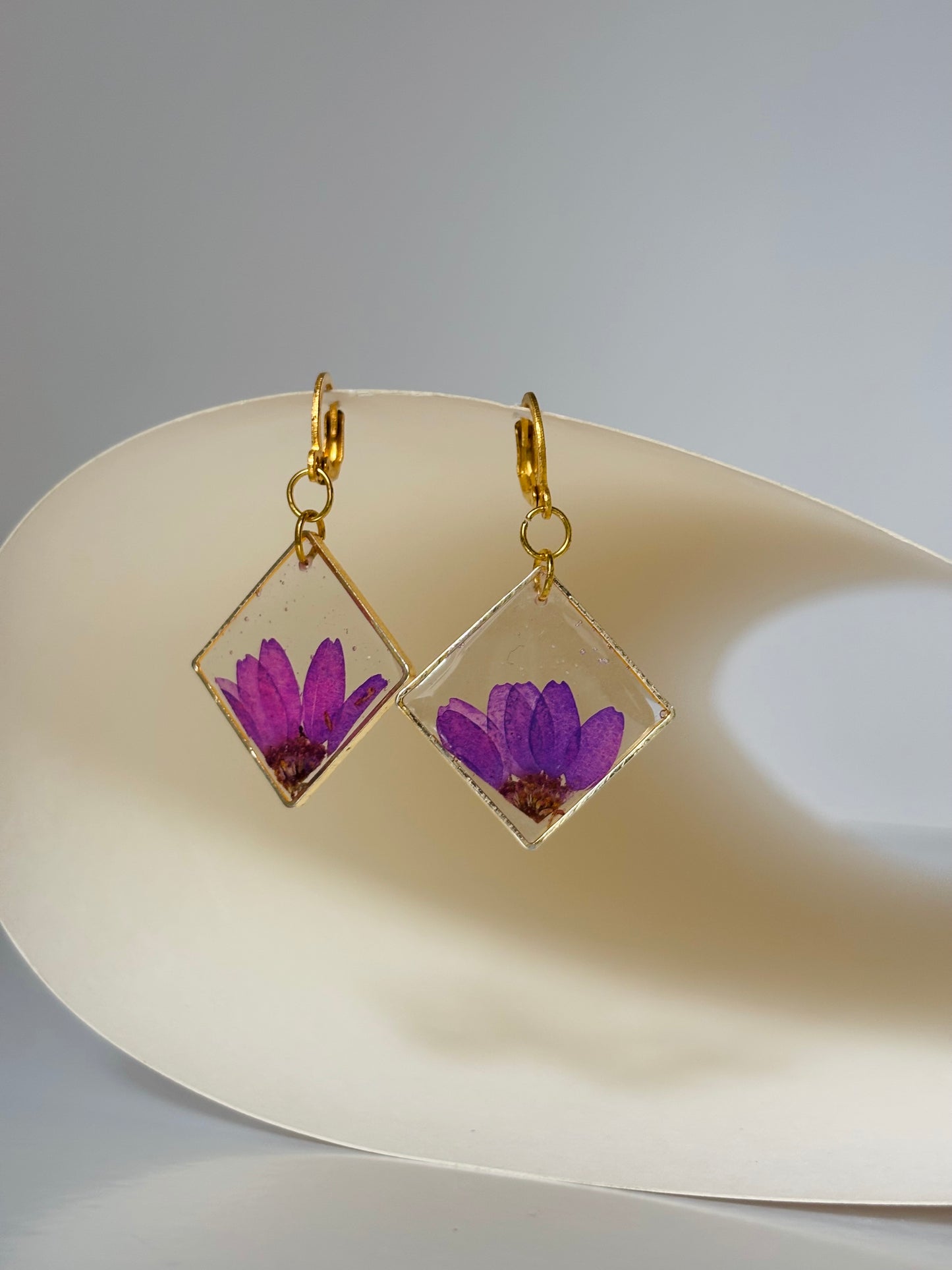 Daisquare Earrings