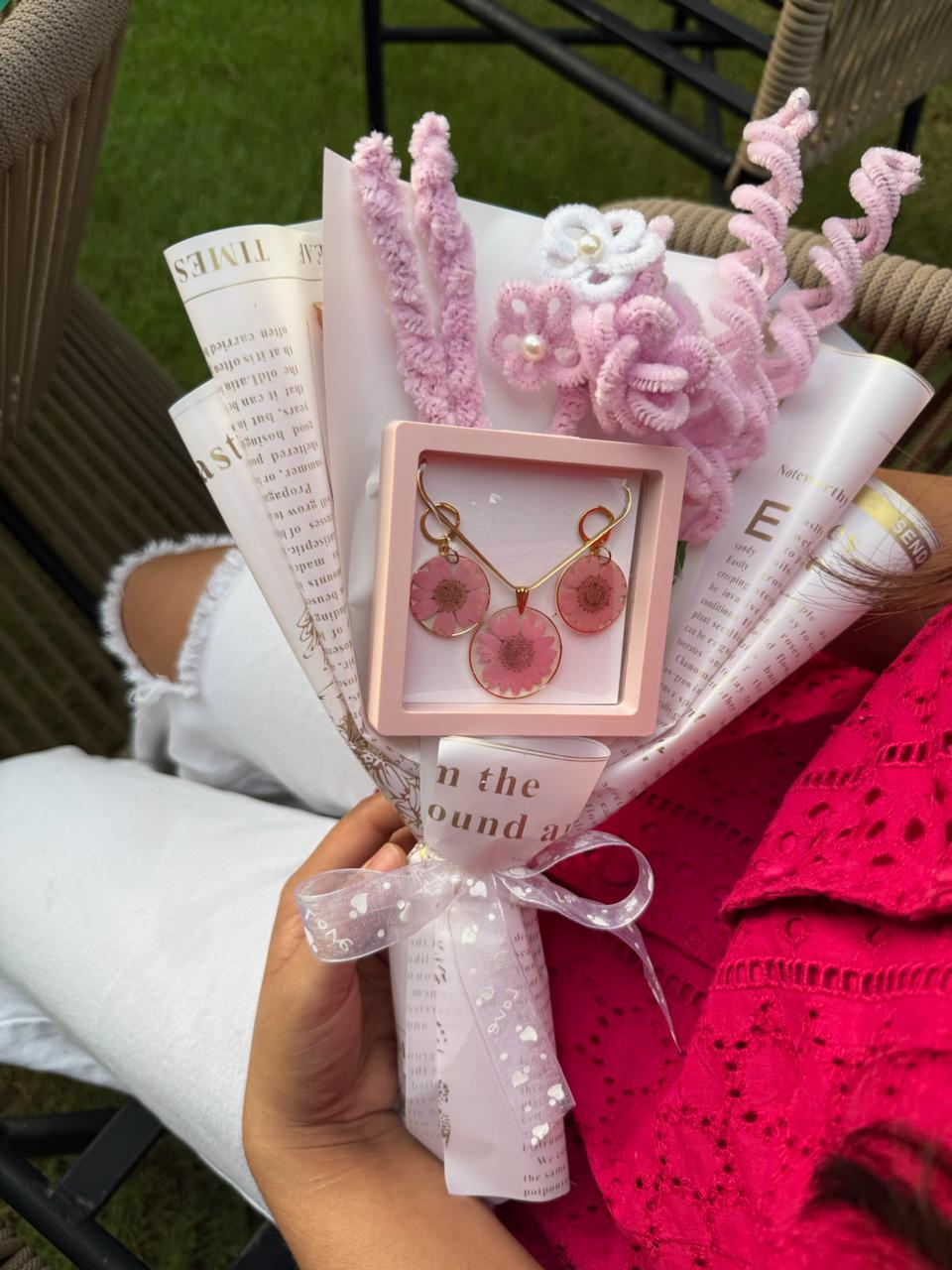 Revéla Reverie Blush Bouquet