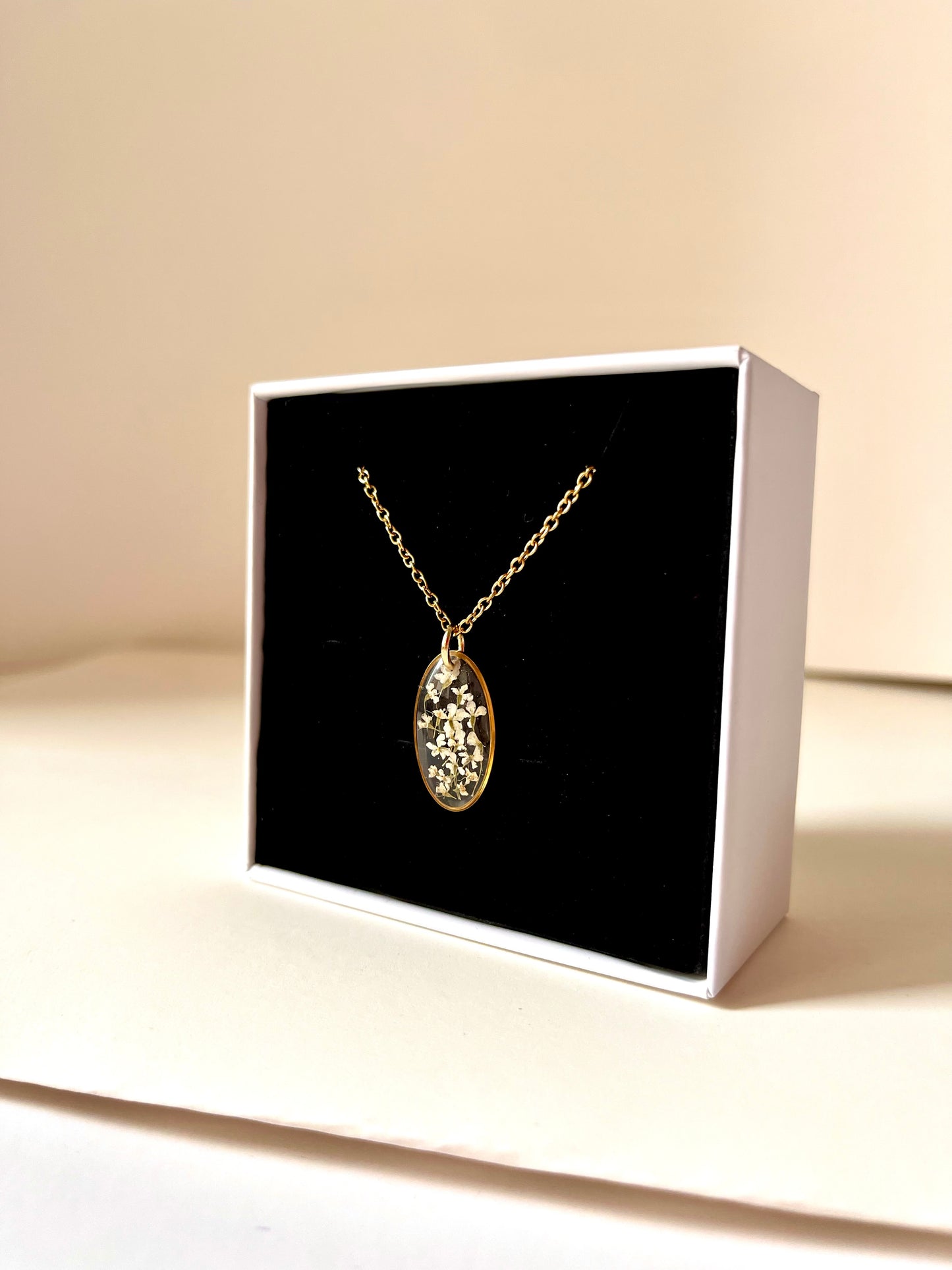 Snow Blossom Necklace