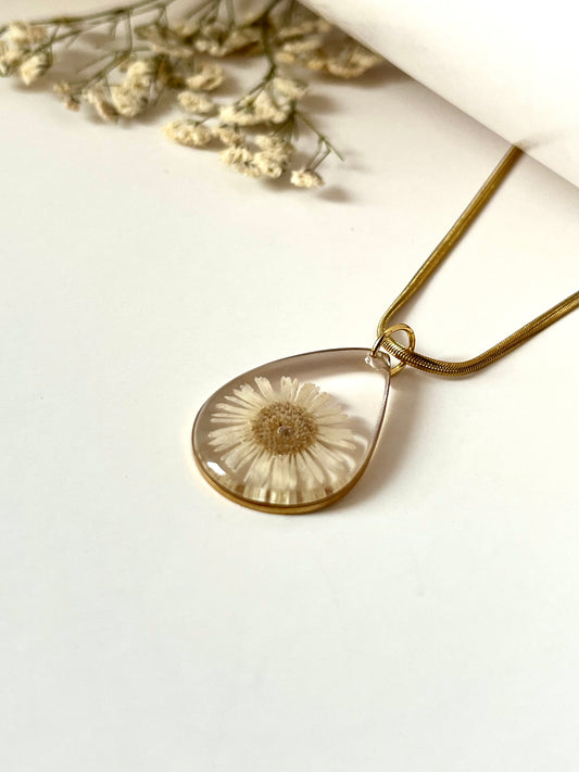Aster Frost Necklace