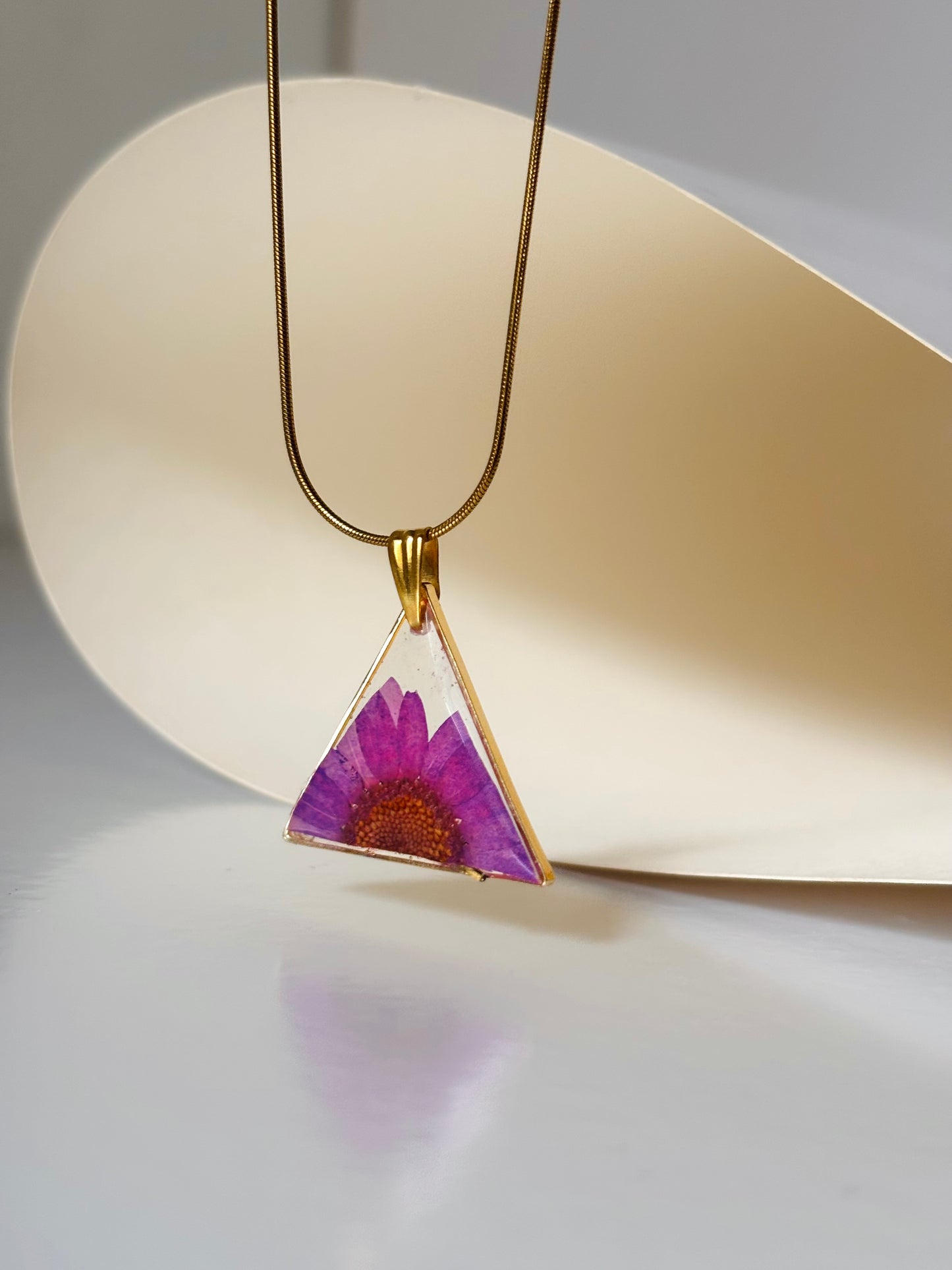 Magenta Daisy Necklace