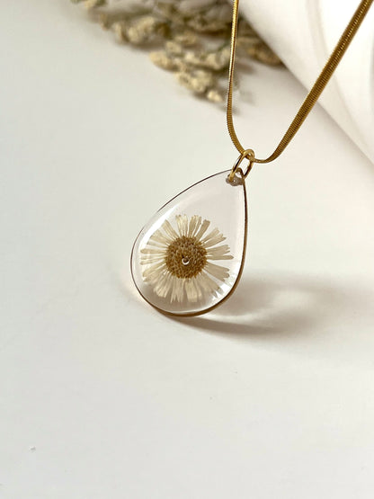 Aster Frost Necklace