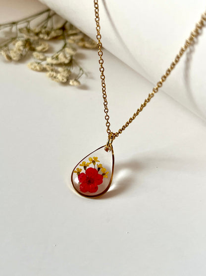 Scarlet Queen Necklace