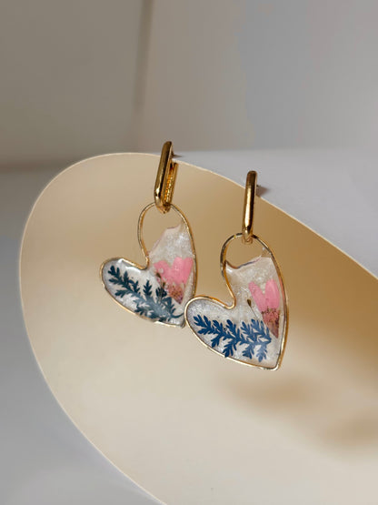 Amouraé Earrings